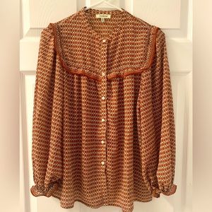 Max Studio size Medium rust colored blouse with balloon sleeves